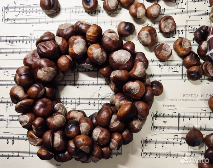 Новогодний венок ручной работы