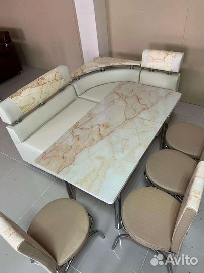 Диван стол стул комплект