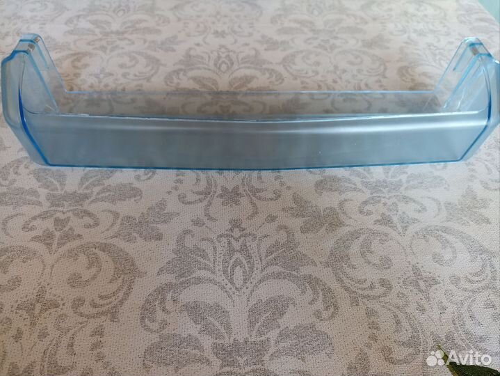 Полки боковые, ящик морозилки холодильника Beko