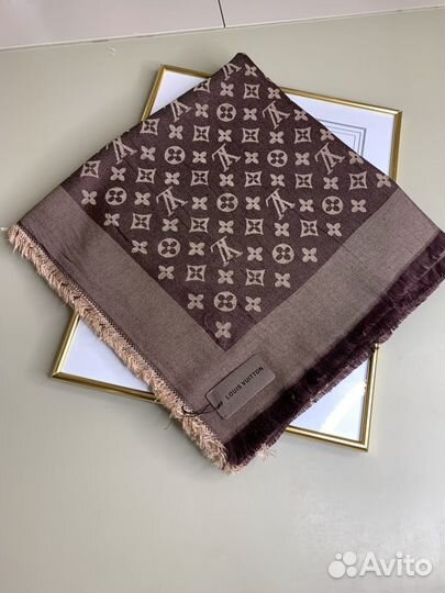 Платок шаль Louis Vuitton 140/140 коричневая