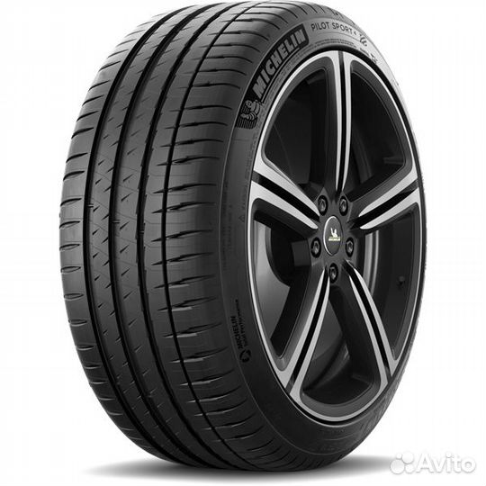 Michelin Pilot Sport 4 235/45 R17 97Y