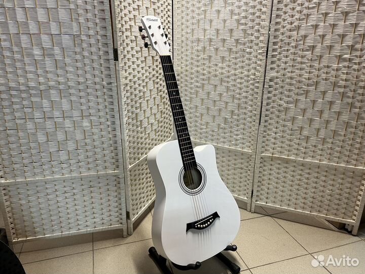 Гитара для обучения с комплектом