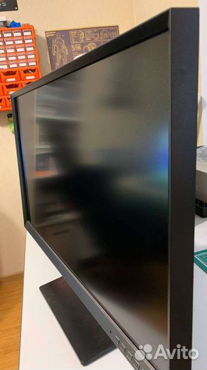 Монитор Samsung 32 дюйма