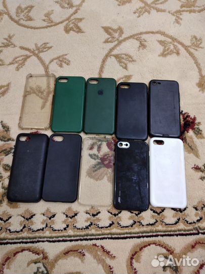 Чехлы на телефон