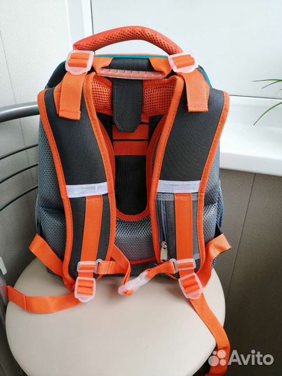 Рюкзак школьный для мальчика новый