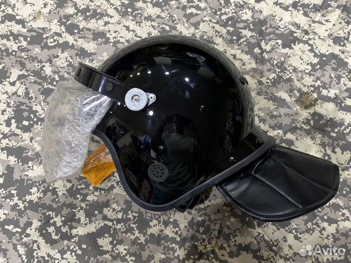 Шлем защитный 