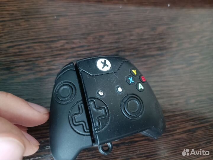 Брелок для airpods 1