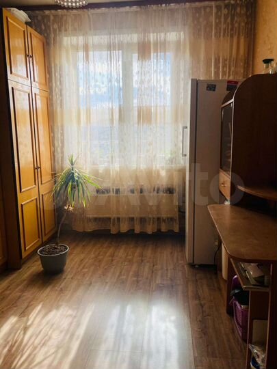 4-к. квартира, 80 м², 3/10 эт.