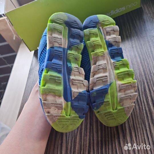 Кроссовки
