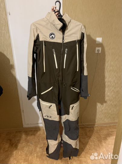 Снегоходный костюм