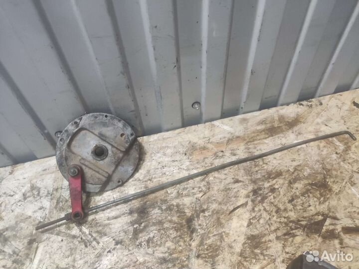 Задний опорник тормозной барабан Минск 3.115