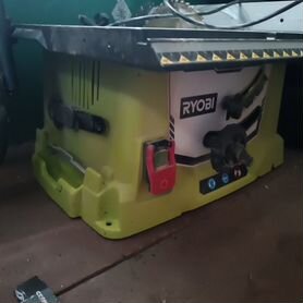 Распиловочный станок Ryobi RTS1800ES