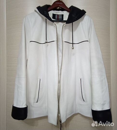 Кожаные куртка и плащ, мутоновая шуба