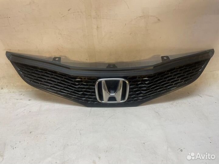 Решетка радиатора Honda Fit GE6 2008
