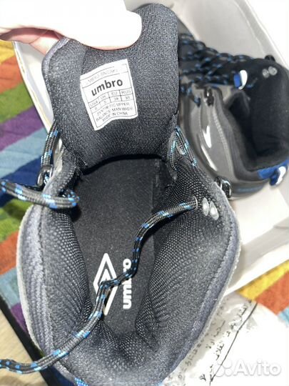 Зимние спортивные ботинки