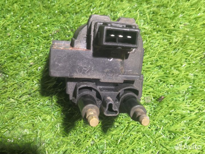 Катушка зажигания Volvo s40 1 (1 и 4 цилиндр)