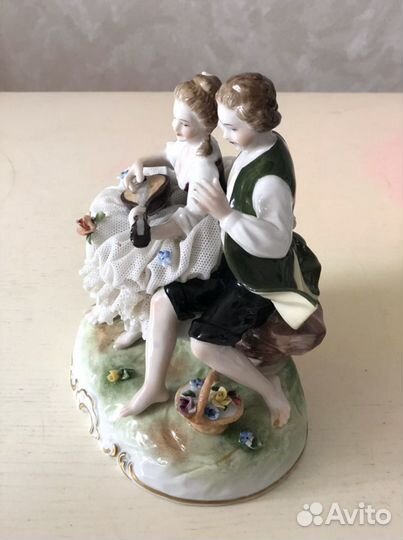 Коллекционная статуэтка, кружевной фарфор Германия