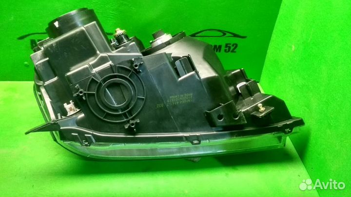 Фара Suzuki Grand Vitara Escudo 05-15