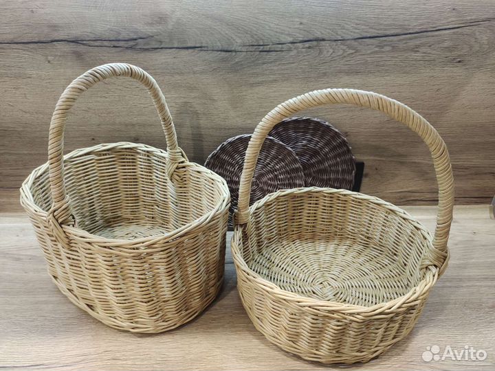 Корзины, короба плетеные из бумажной лозы