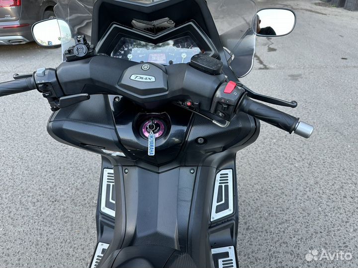 Yamaha t max 530