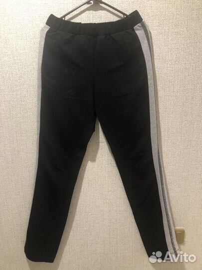 Спортивный костюм женский