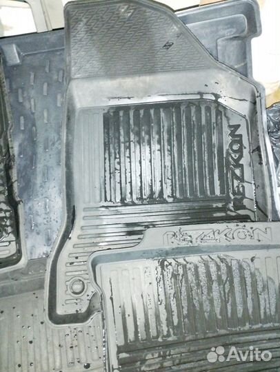 Коврики салона и багажника Веста