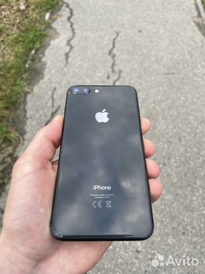 iPhone 8 plus 64gb