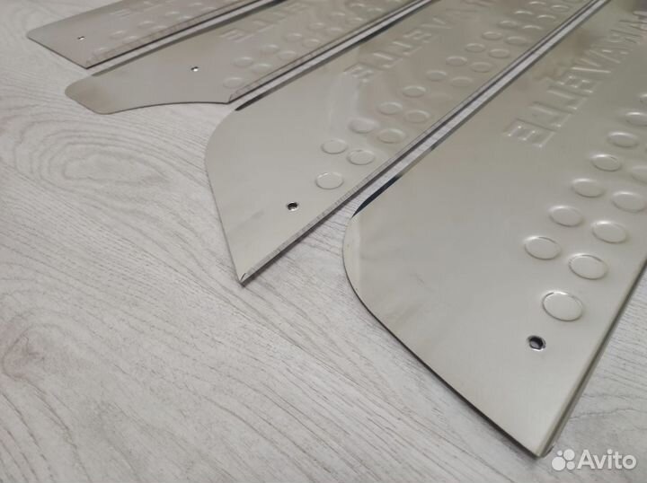 Накладки на пороги Volkswagen T4 Caravelle