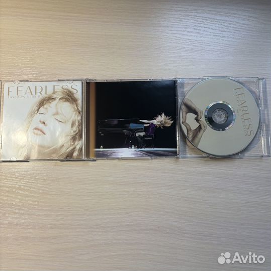 CD-диск Taylor Swift “Fearless (Taylor’s Version)”