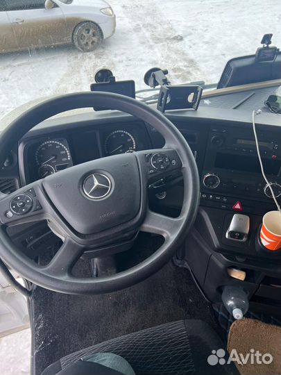 Mercedes-Benz Actros с прицепом, 2021