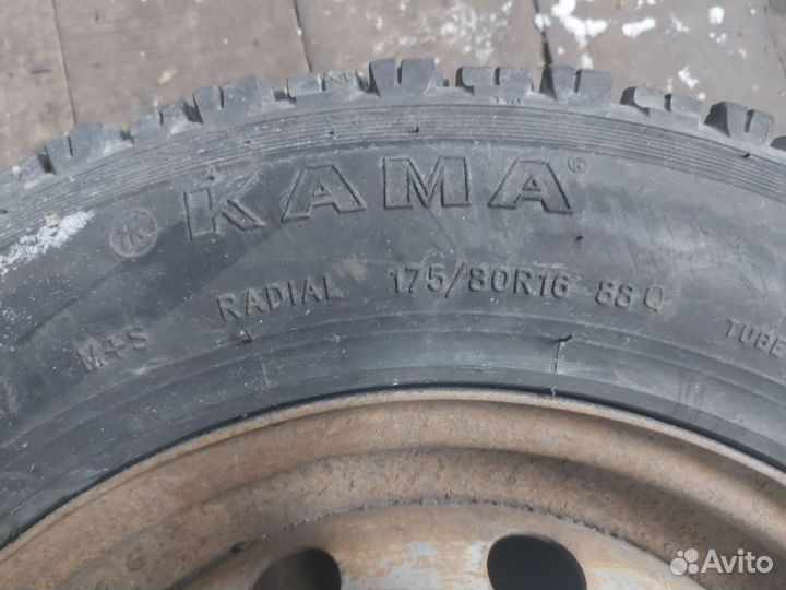 Колеса в сборе r16 зимние на ниву