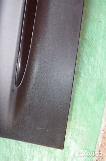 Mercedes GLB Молдинг двери правый передний