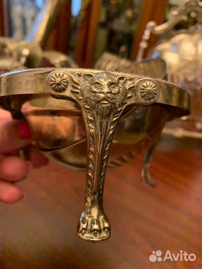 Икорница на ножках посеребренние