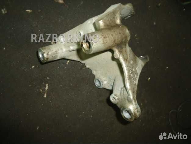 Кронштейн двигателя Хонда