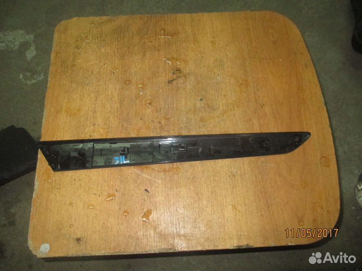 Молдинг обшивки двери VW Jetta Джетта 6 5C6867449A