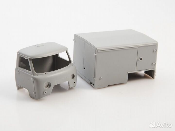 Сборная модель автомобиля AVD Models 1536AVD