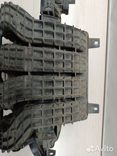 Коллектор впускной Ниссан Теана L33 140013TA0B