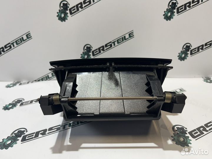 Бардачок верхний VW Touareg GP 2007-2010