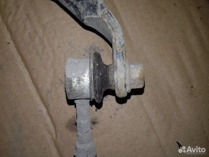 Стабилизатор задний Toyota Rav4 CA40