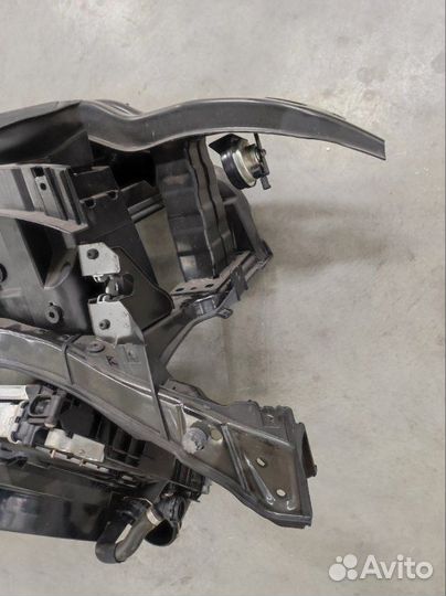 Панель в сборе Bmw X1 E84 N20B20A 07.22.2013