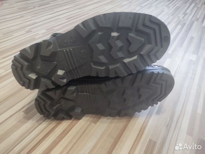 Резиновые сапоги 44 размер