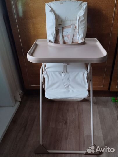 Сапоги, ходунки, столик для кормления