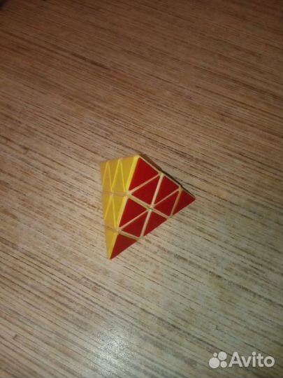 Треугольный кубик Рубика (пирамидка) СССР