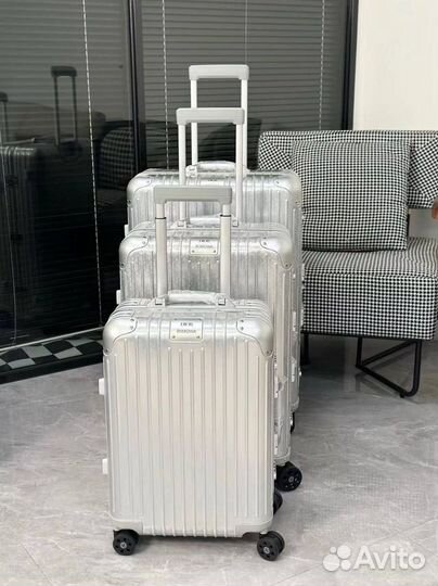 Чемодан Rimowa-Dior