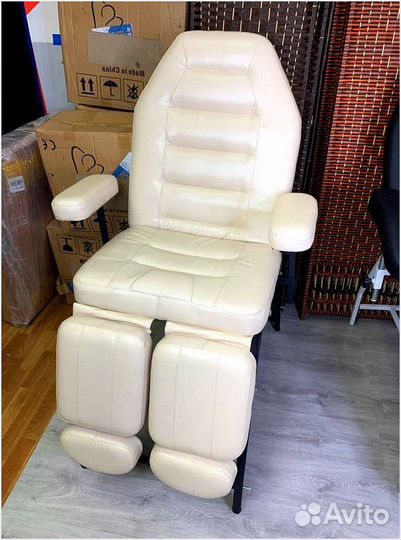 Педикюрное кресло Косметологическое кресло