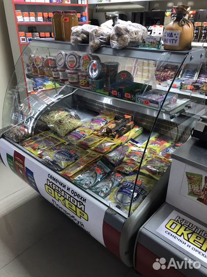 Витринный холодильник