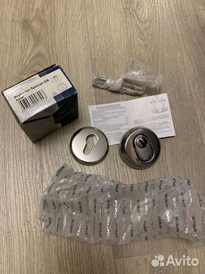 Броненакладка Apecs protector special-CR