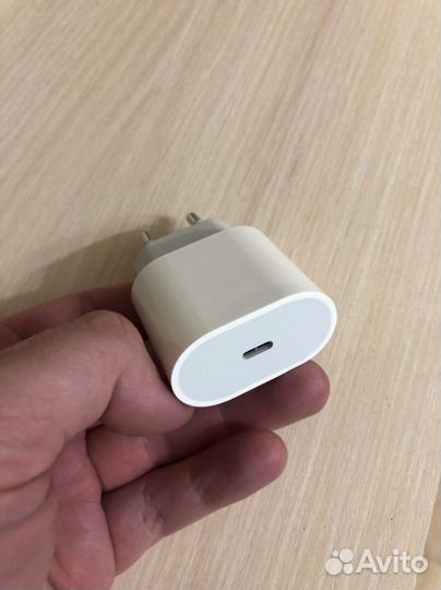 Блок на iPhone 20w