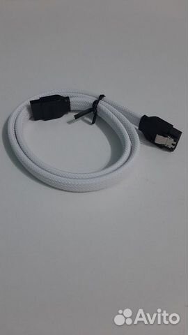 SATA 3 кабель белый 0.5м объявление продам