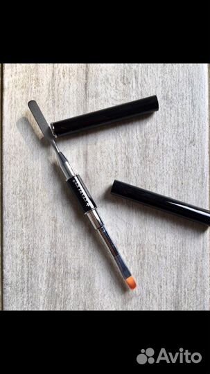 Полигель и кисть для полигеля